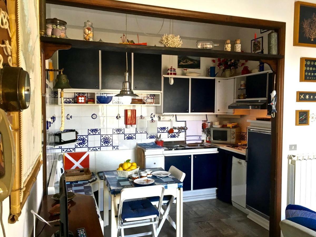 Portovenere Apartment G.H. ปอร์โตเวเนเร ภายนอก รูปภาพ